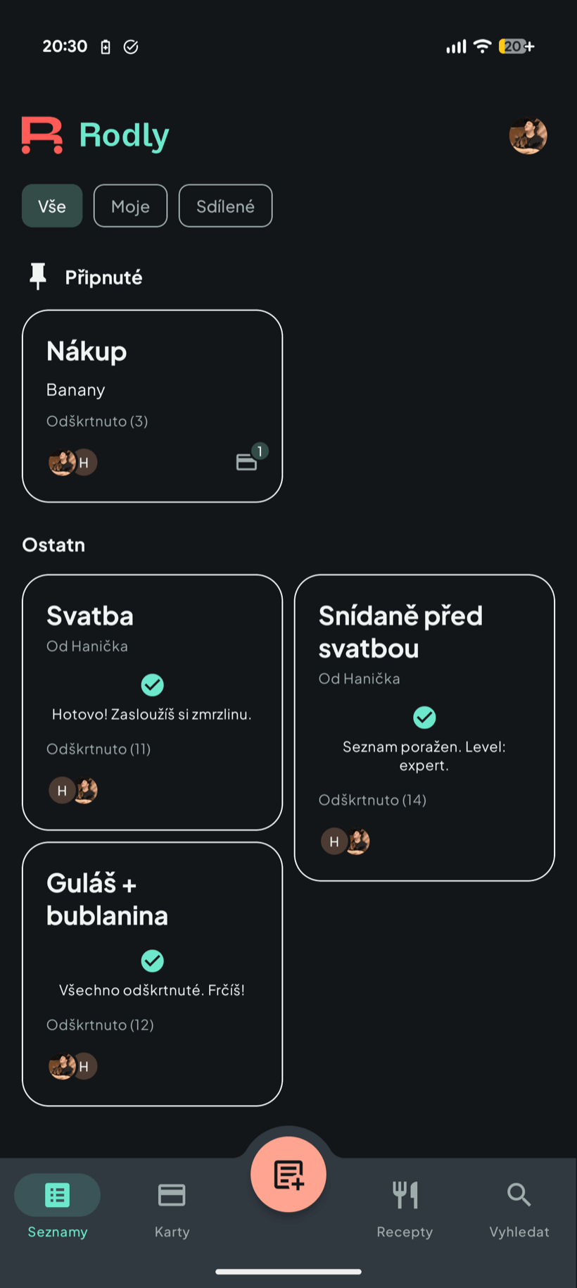 Rodly v tmavém režimu
